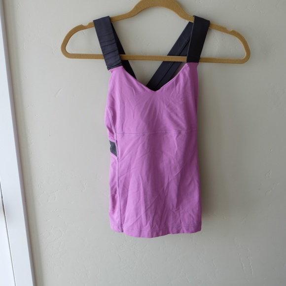 lululemon athletica Tops - Lululemon Pink & Gray Cross Back Tank bra sz 4
